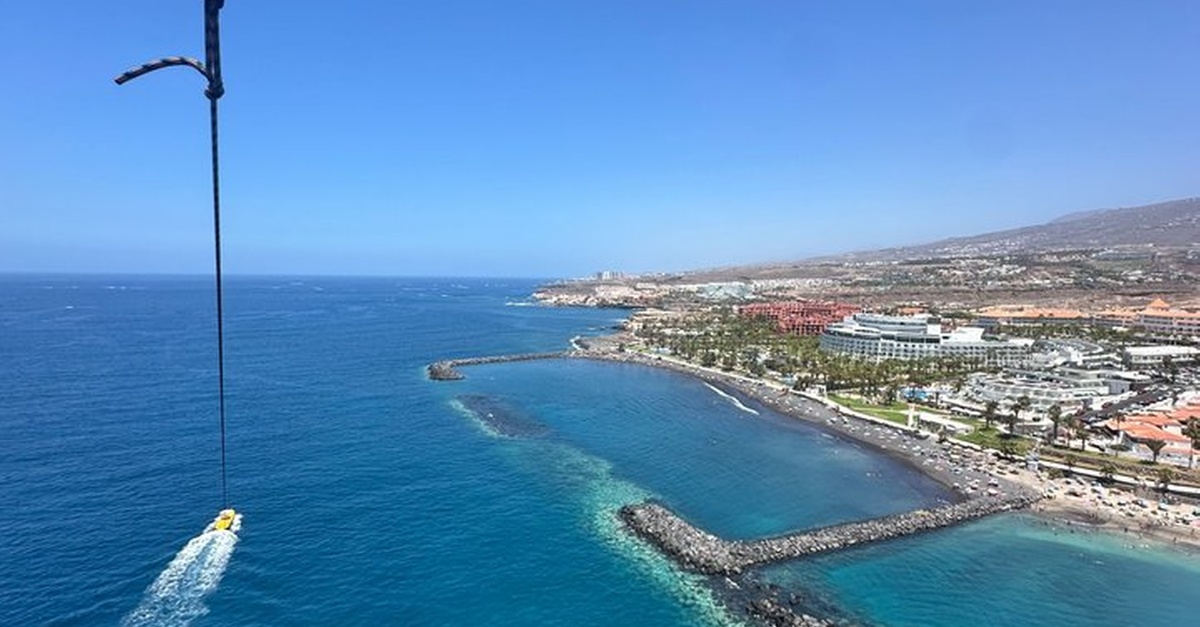 Experiencia de parasailing en Tenerife