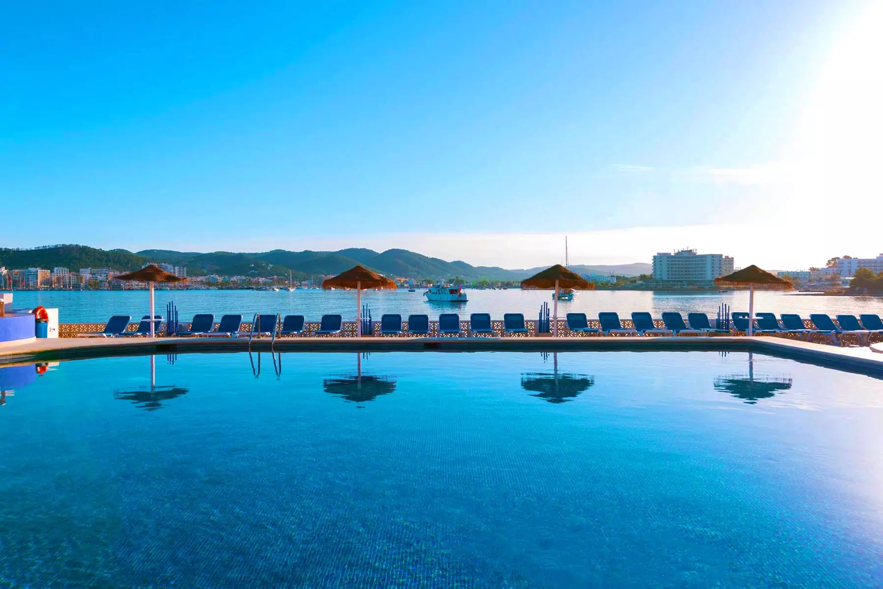 ✈ IBIZA | Sant Antoni de Portmany - Azuline Hotel Mar Amantis & II 3*, 3 nuit - Bord de mer - Primary Image