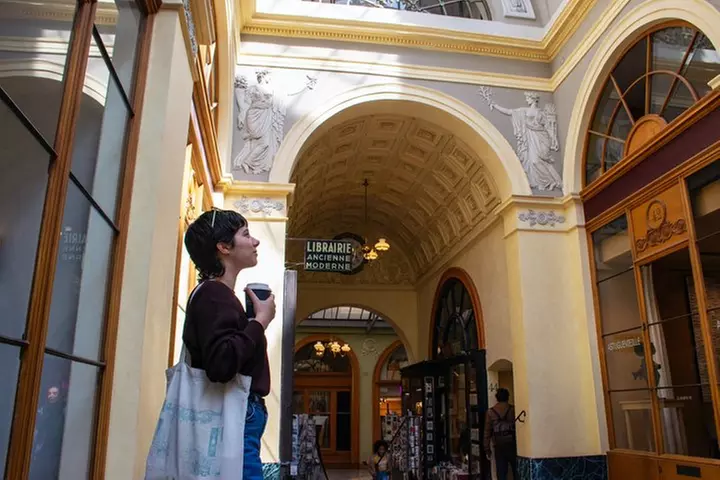 Option privée d'expérience mode et shopping Paris avec voiture - Primary Image