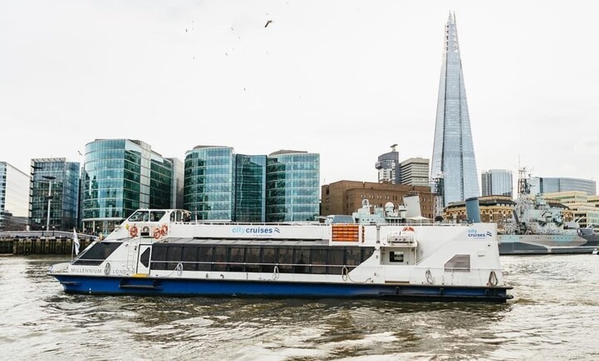 Image 5: London Hop on Hop Off 1 Day Tour with St Paul's Cathedral Ticket