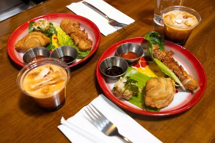 Flavors of Fremont: Downtown Vegas Food Tour & Local Secrets