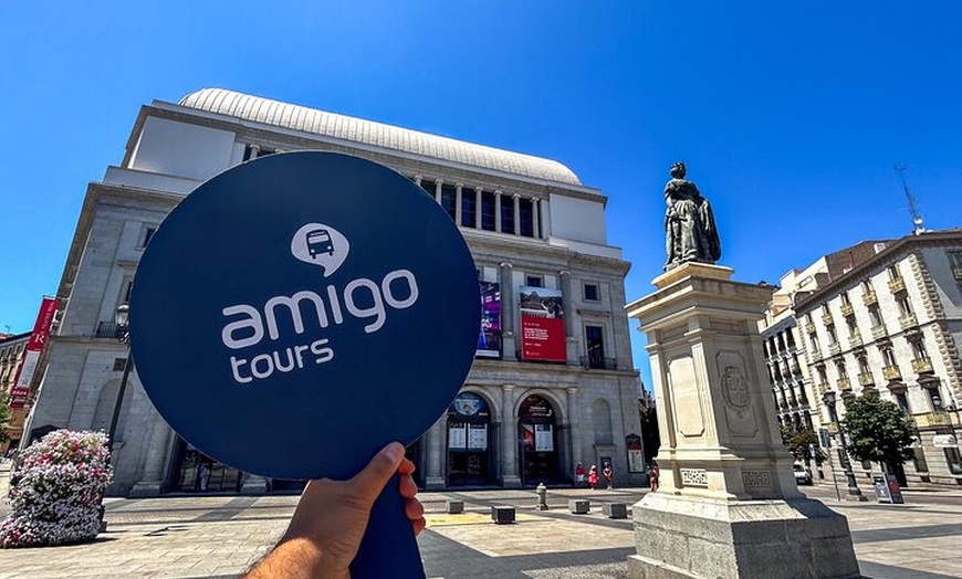 Image 24: Tour al Palacio Real de Madrid : Acceso prioritario con Guía Especi...