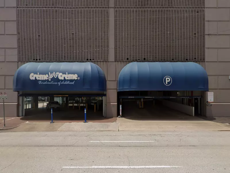 Parking at 1112 Clay St. Garage