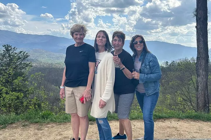 Foothills Parkway and Wears Valley Highlights - Primary Image