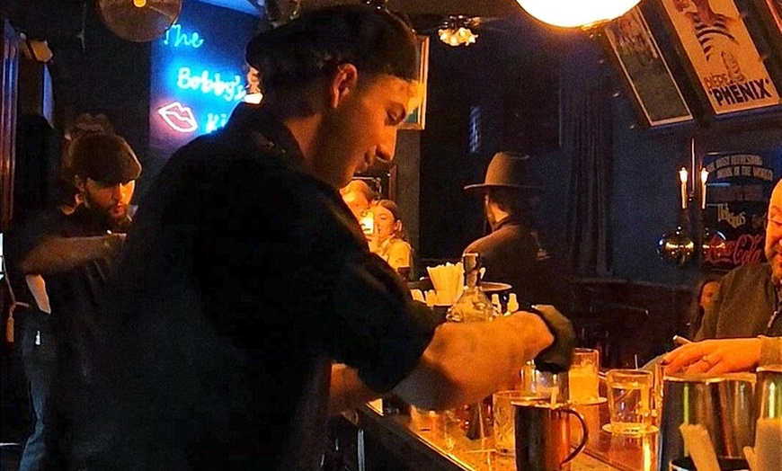 Image 3: Explora bares en Barcelona