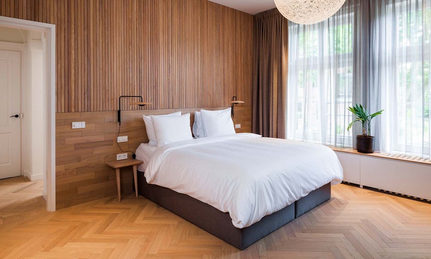 Image 2: ✈ PAESI BASSI | Amsterdam - Hotel Arena 4* - City break