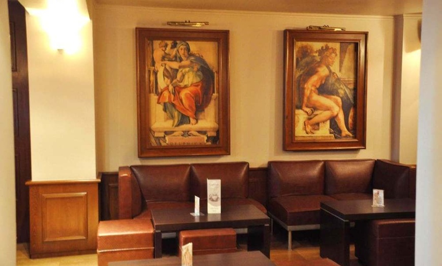 Image 2: ✈ ATHENE EN OMGEVING | Athene - Athens City Hotel 3*, 2 nachten - C...