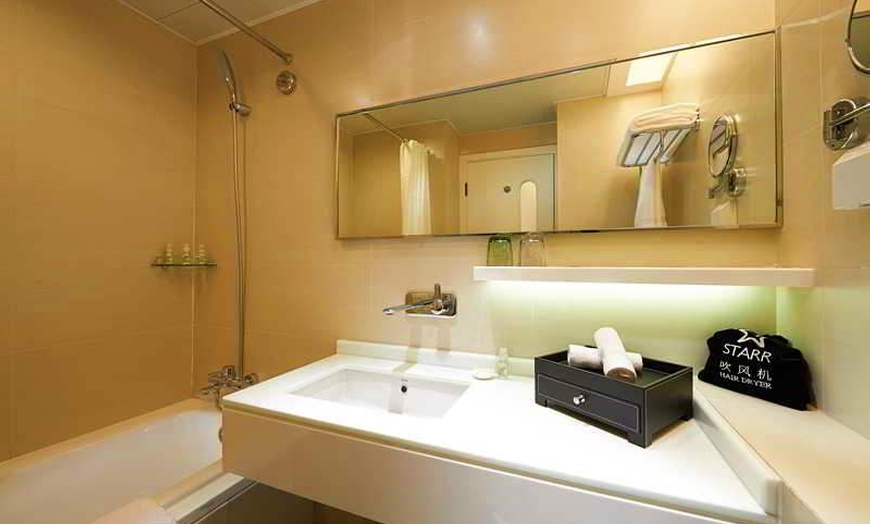 Image 4: ✈ CHINE | Shanghai - Starr Hotel Shanghai 4*, 3 nuit - City break