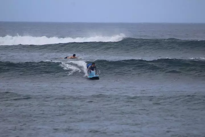Group Surf Lessons for beginners on the North Shore of Oahu