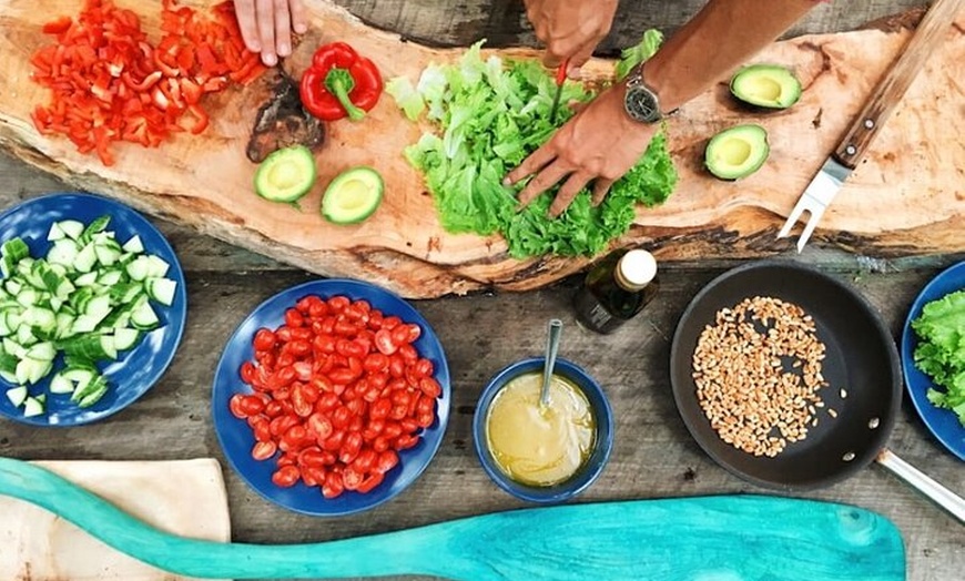 Image 6: Clase de cocina española con la abuela local