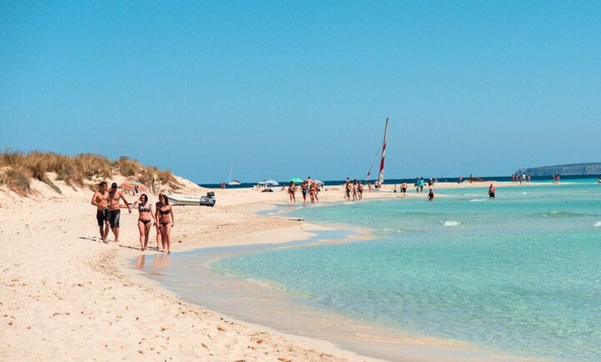 Image 8: Excursión privada en yate desde Ibiza