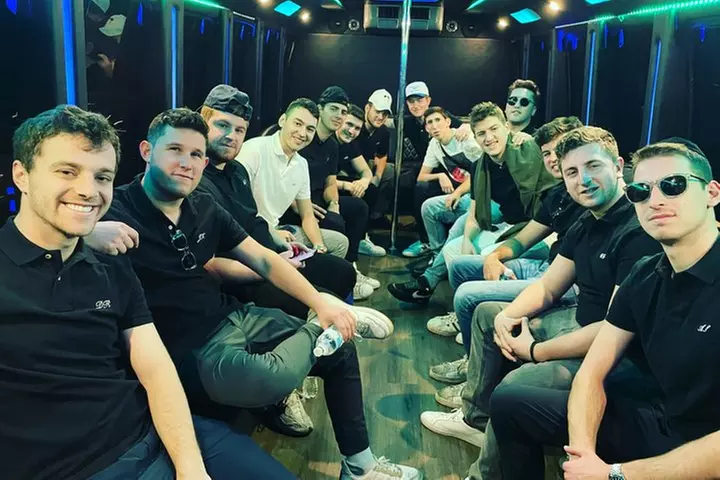 Private Airport Arrival Transportation in Luxury Party Bus (15 Pass...