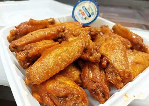 5% Cash Back at Americas Best Wings - Landmar...
