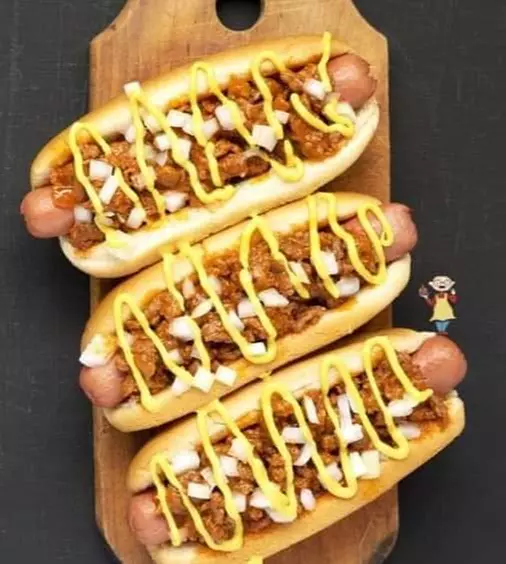$15 For $30 Worth Of Burgers, Pitas, Fries & More