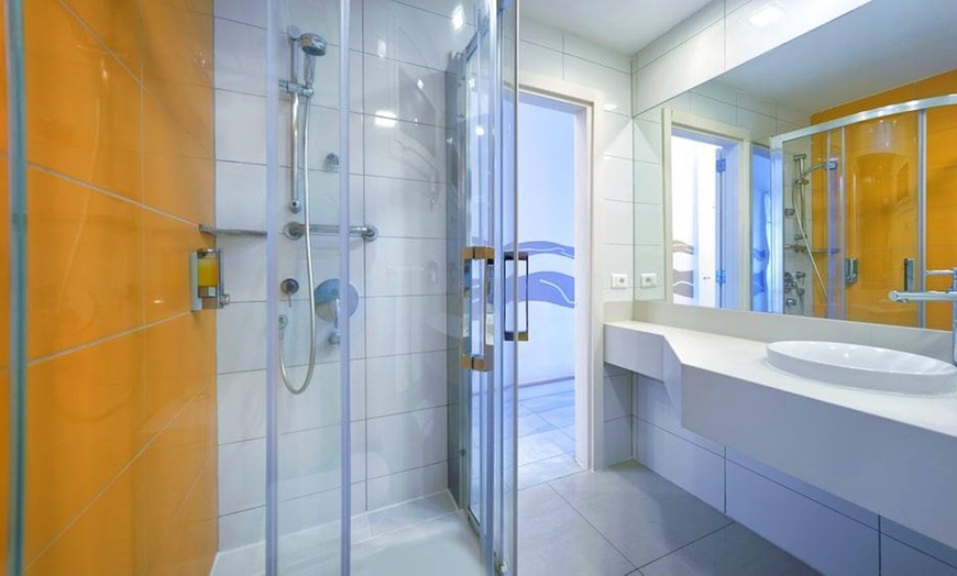 Image 12: ✈ GRAN CANARIA | Playa del Ingles - Bull Eugenia Victoria & Spa 3*,...