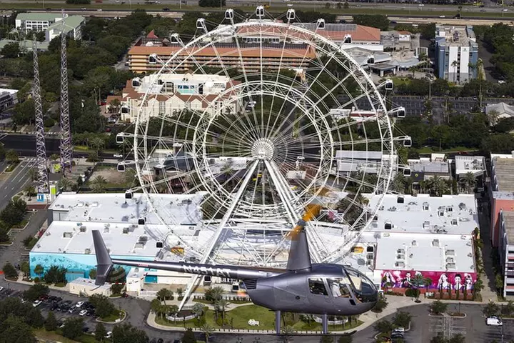 Family pack 48 Miles Helicopter Tour over Theme Parks & Downtown
