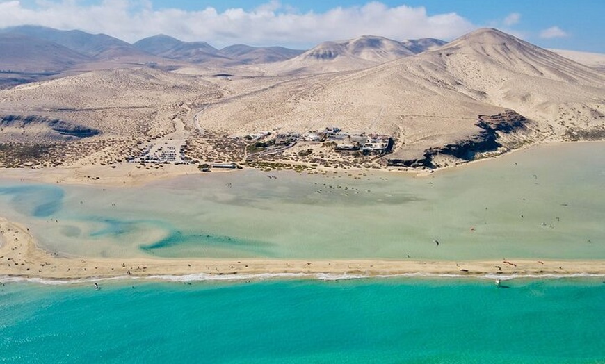 Image 13: Visita guiada en grupo reducido : La Pared, laguna de Sotavento & M...