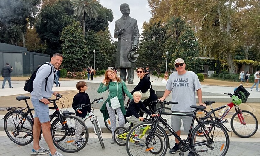 Image 12: Recorrido en bicicleta por Sevilla con alquiler de bicicleta de día...