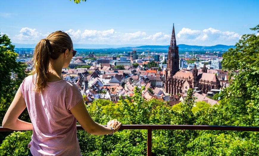 Image 2: Klassische Stadtführung Freiburg für Kleingruppen