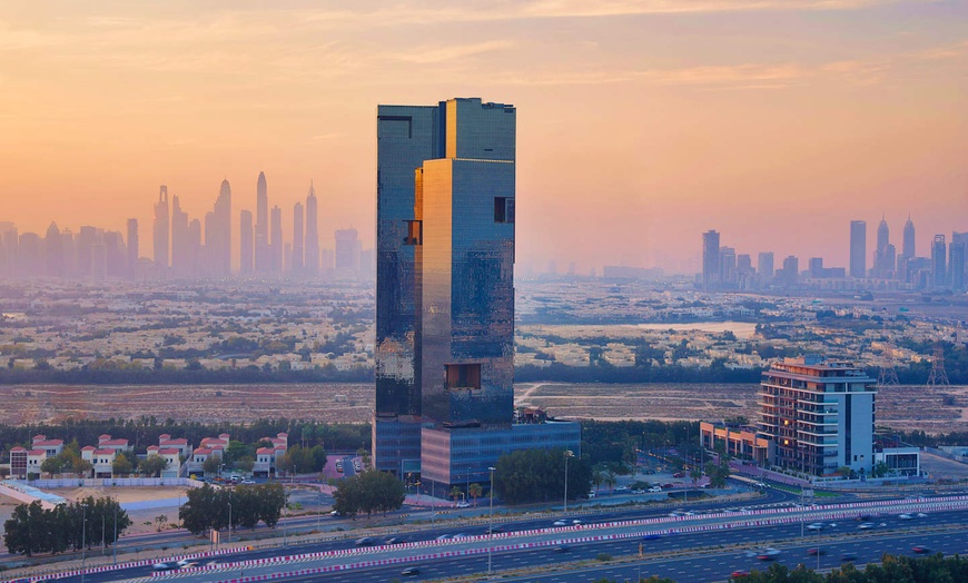 Image 10: ✈ EMIRATS ARABES UNIS | Dubaï - Hotel Local Dubai at Jumeirah Villa...