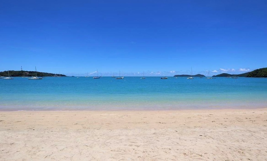 Image 2: ✈ THAÏLANDE DU SUD | Phuket - Bandara Beach Resort Phuket 4* - Bord...