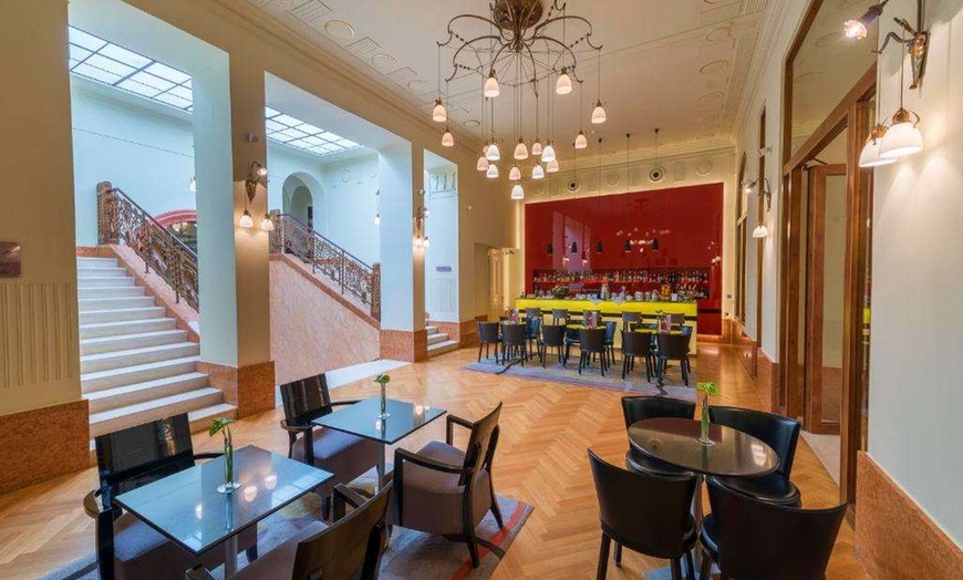 Image 7: ✈ REPUBBLICA CECA | Praga - K+K Hotel Central 4* - City break
