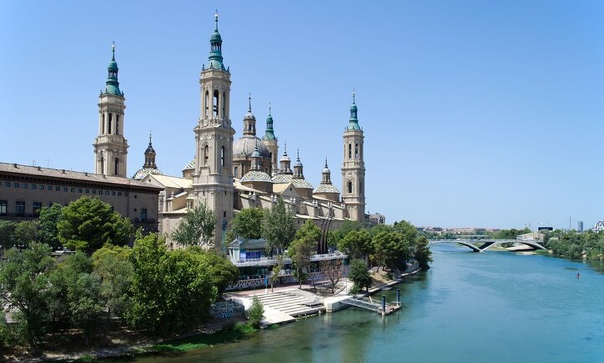 Image 28: Visita guiada de 7 días en Sevilla, Granada y Barcelona desde Madrid