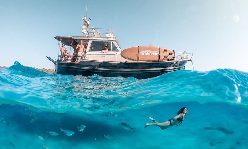 Image 9: Navega hacia el atardecer en un Llaüt balear