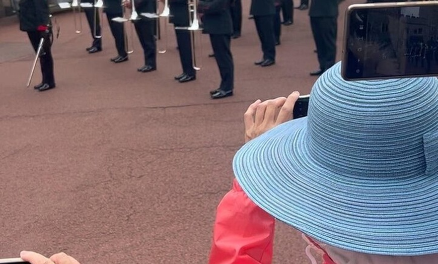 Image 12: Windsor Castle and Stonehenge Self Guided with Chauffeur