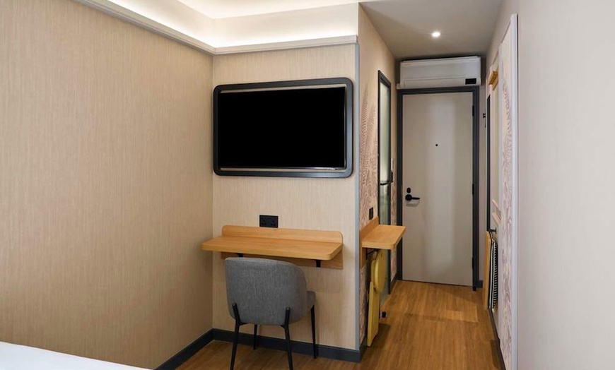 Image 3: ✈ ROYAUME-UNI | Londres - Four Points Flex by Sheraton London Eusto...