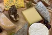 Visite à pied culturelle de dégustation de fromages et de vins de Paris - Image 2
