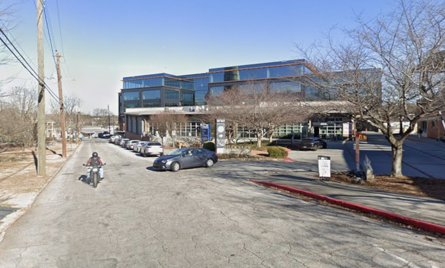 Image 1: Parking at Studioplex Lot