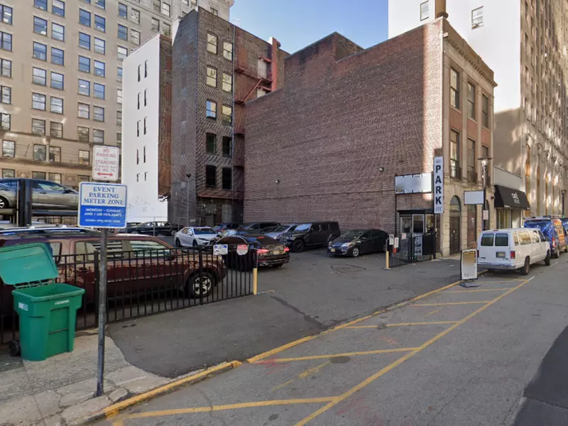 Parking at 36-38 Commerce St. Lot
