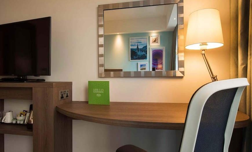 Image 9: ✈ SCHOTLAND | Edinburgh - Hampton by Hilton Edinburgh West End 3*, ...