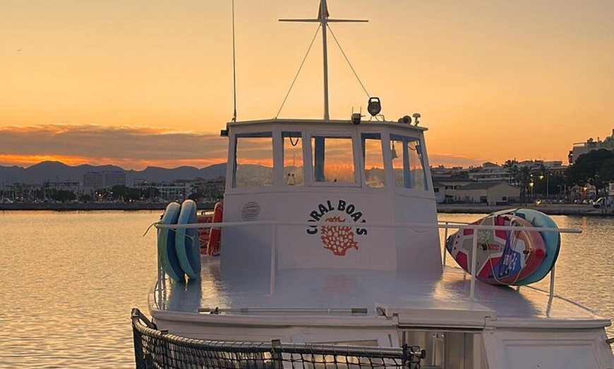 Image 3: Sunset Cruise in Alcudia with Tapas & Swimming
