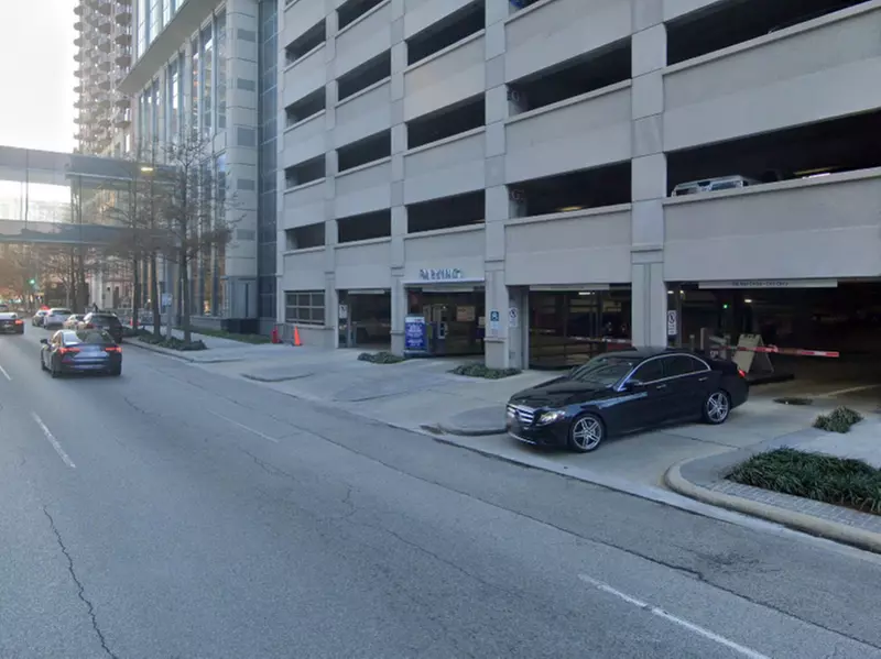 Parking at 5 Houston Center Garage