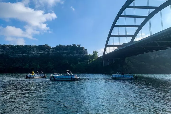 Lake Austin Scenic History Tour 2-Hour, Fully Shaded, All Ages