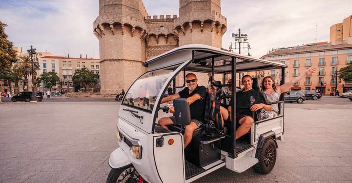 Tour privado en tuk tuk por Valencia