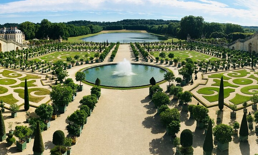 Image 9: Château de Versailles et domaine de Marie-Antoinette avec guide expert