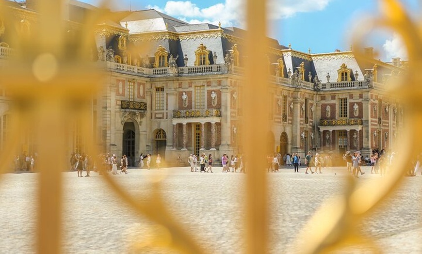 Image 4: Entrée du château Versailles Royal Passport avec Premium Add On