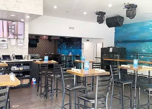 5% Cash Back at Aqua Bar and Grill