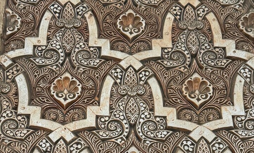 Image 4: Entradas de La Alhambra con Palacios Nazaríes +Tren Turístico