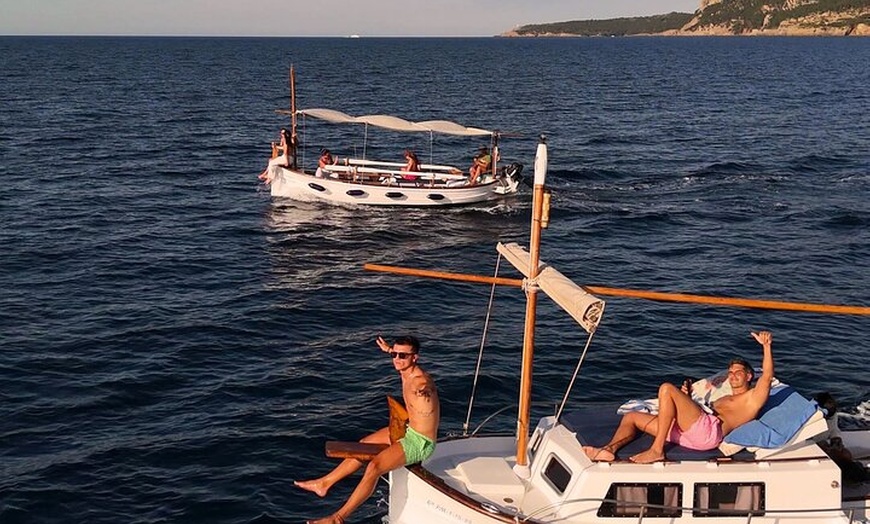Image 9: Tour privado en barco a Alcudia Pollensa y Formentor