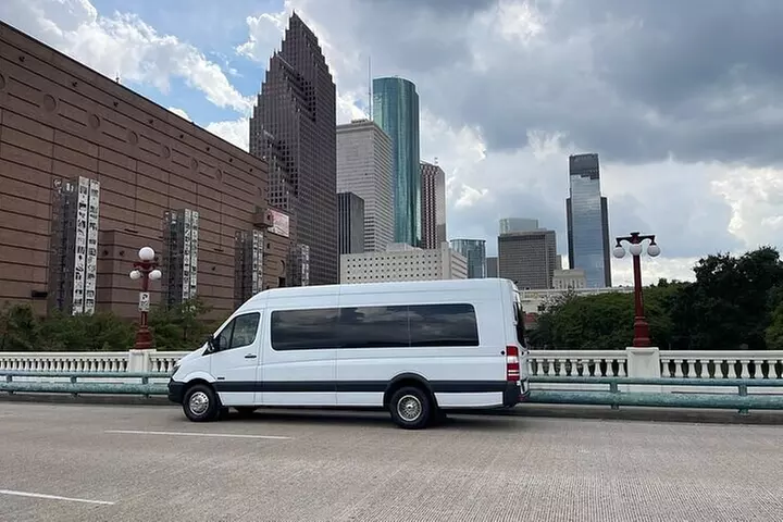 Astroville Best of Houston City Driving Tour with Live Guide