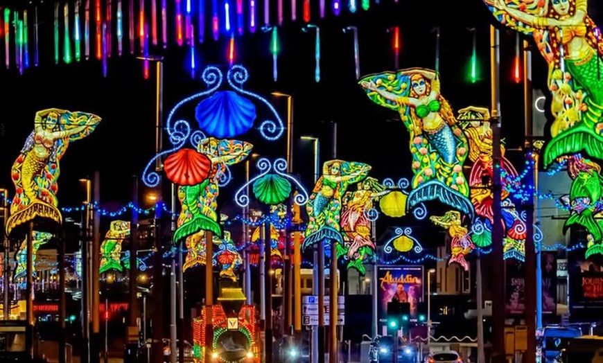 Image 4: Blackpool Xmas By the Sea Illuminations Bus Tour