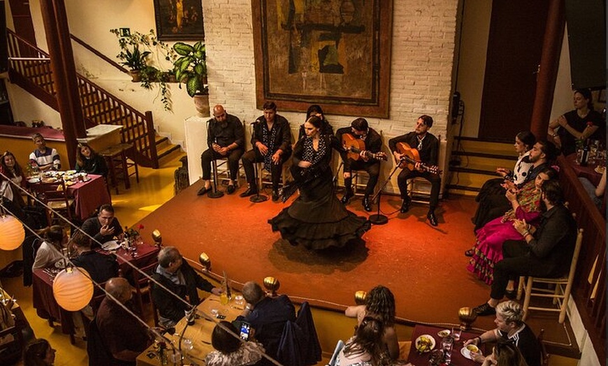 Image 16: Noche Flamenca en el Tablao de Carmen con Menú Degustación o Cena