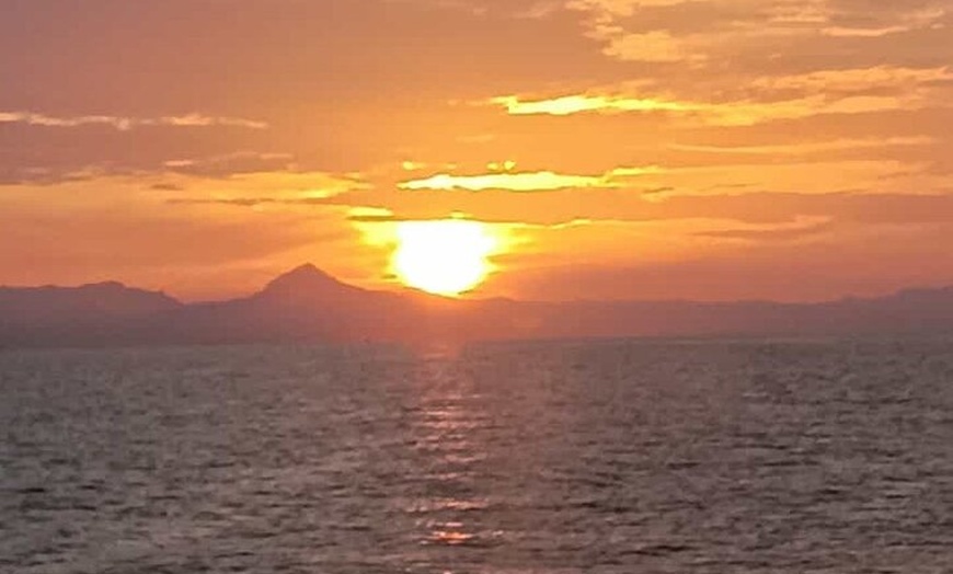 Image 7: Paseo en Catamarán al atardecer desde el Puerto de Denia