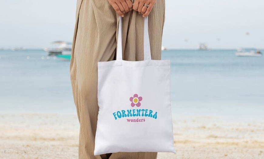 Image 27: Paseo en Catamarán a Vela con Formentera Wonders Todo Incluido