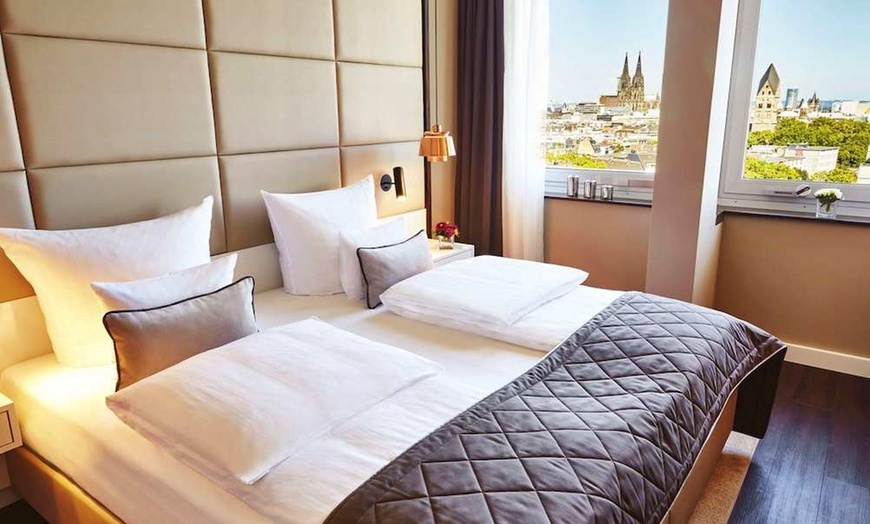 Image 2: ✈ DEUTSCHLAND | Köln - Steigenberger Hotel Köln 4*, 2 Nächte - City...
