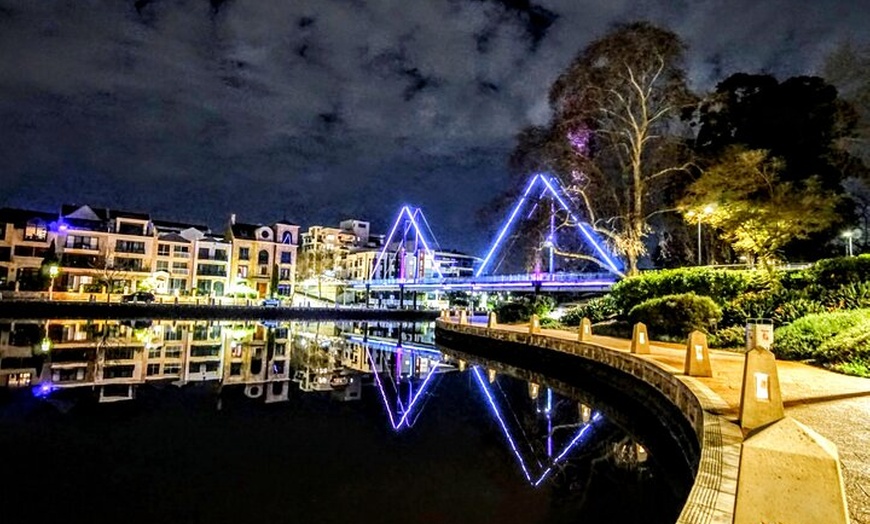 Image 2: Perth City Lights Instagram Tour with Dessert